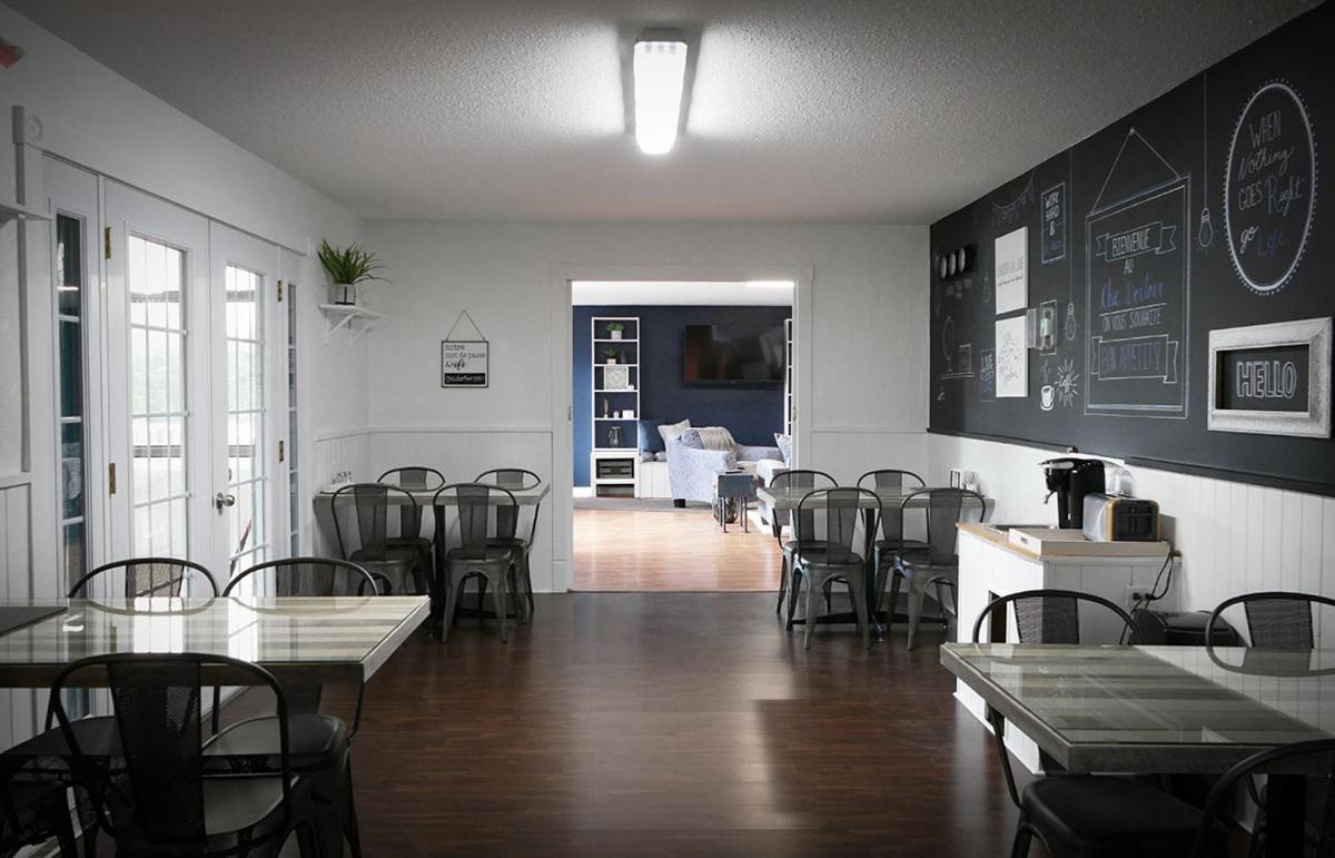 Le Chic Motel Maniwaki Exterior photo