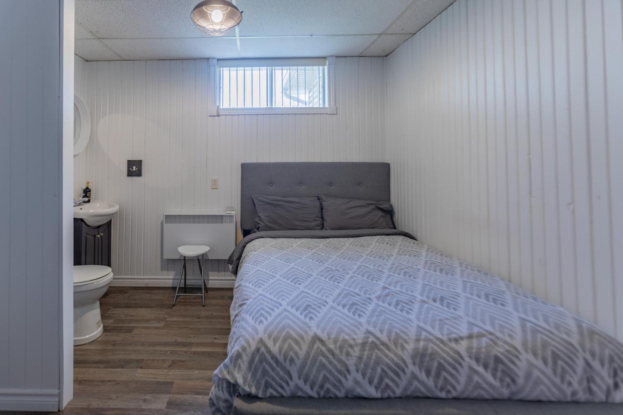 Le Chic Motel Maniwaki Exterior photo